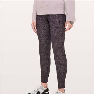 Lululemon “ready to rulu” joggers